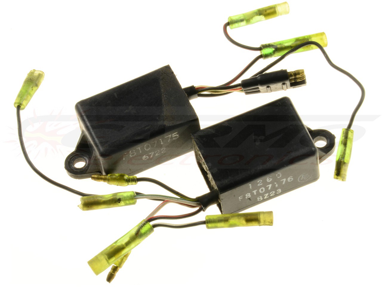 KX80 MOTOCROS MODUŁ IGNITER MODULE IGNITION CDI Box (F8T07175, F8T07176) KX80 MOTOCROS MODUŁ IGNITER MODULE IGNITION CDI Box (F8T07175, F8T07176)